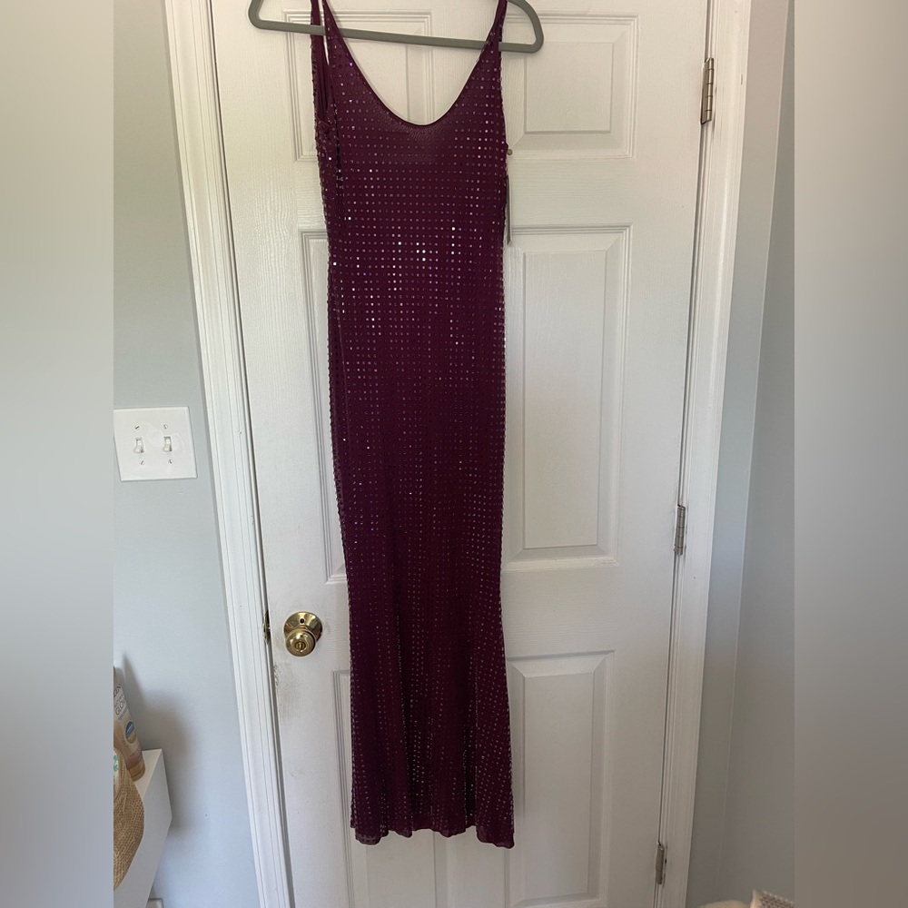 Meshki Red Sleeveless Scoop Neck Maxi Gown